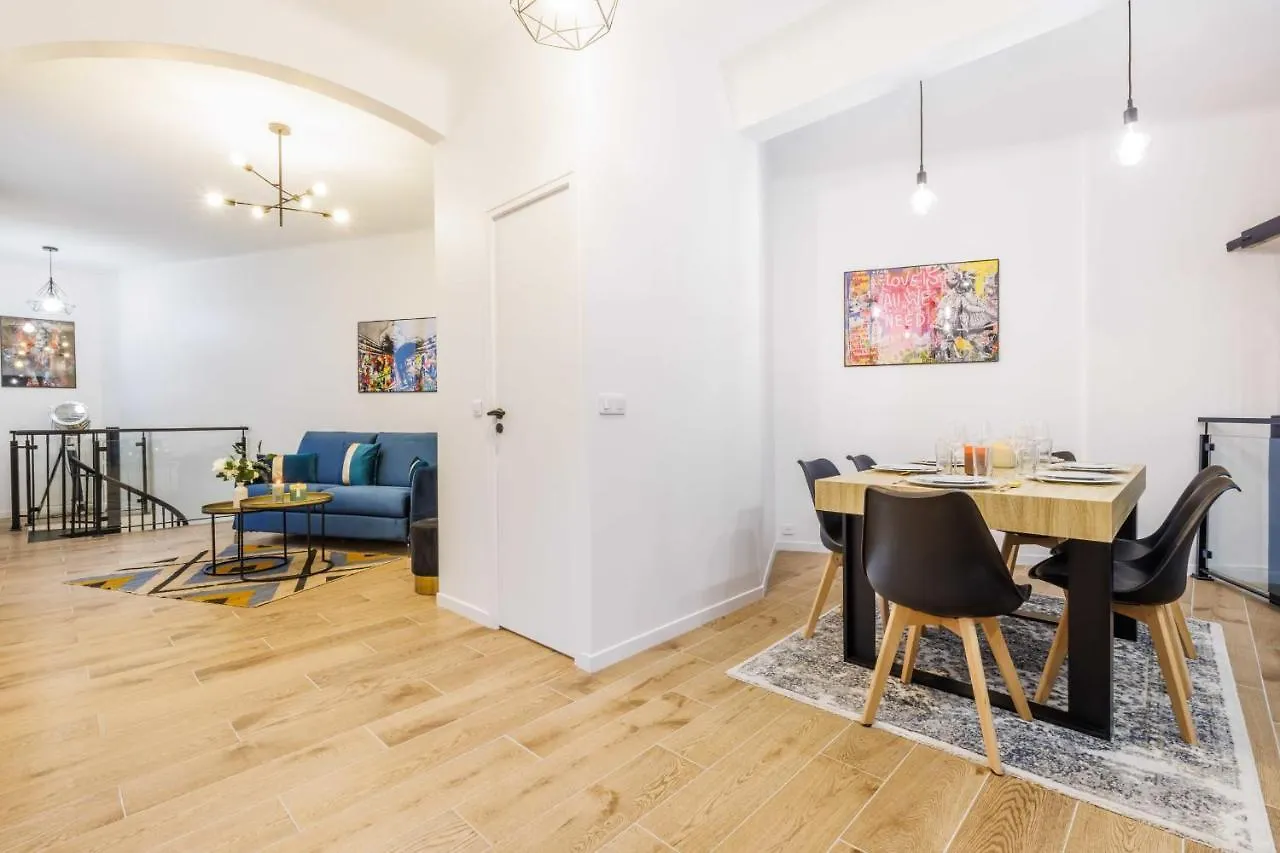 Magnificent Duplex - 2Br-6P - Near Montmartre Daire Paris