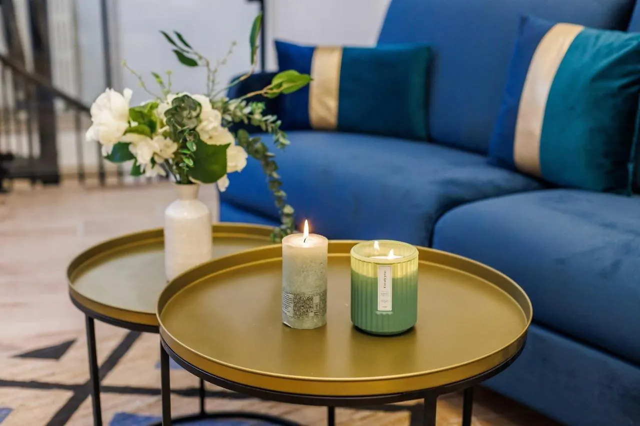 Magnificent Duplex - 2Br-6P - Near Montmartre Daire Paris Fransa